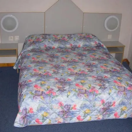 Hotel The Originals City, Est 3*