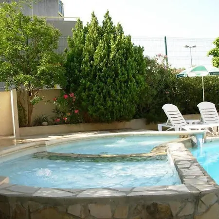 The Originals City, Est 3*