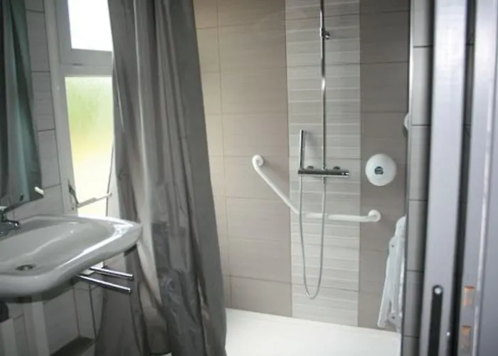 The Originals City, Est Ξενοδοχείο Βαλένς