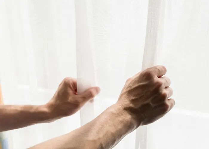 The Originals City, Est Ξενοδοχείο