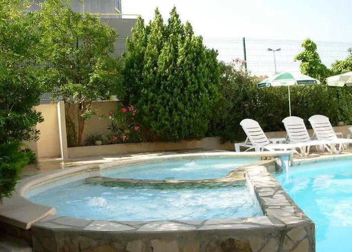 The Originals City, Est 3*