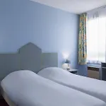 Hotel The Originals City, Est 3*