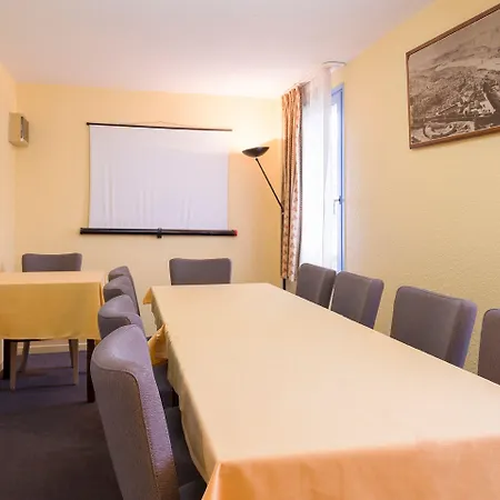 The Originals City, Est Hotel